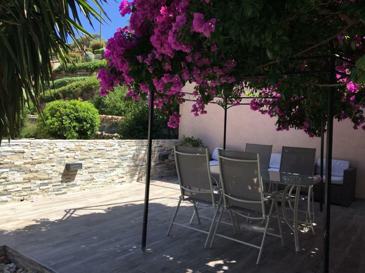Liyaroyce Cavalaire-sur-Mer Exterior foto